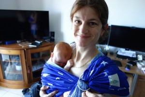 L'écharpe porte-bébé