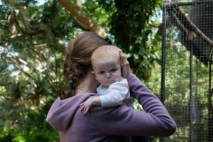 Que c'est bon d'être contre maman