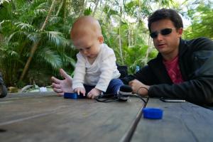 Les jouets c'est bien, les jouets de mes parents c'est encore mieux