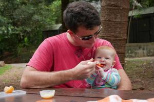 préférence pour le sucré (compote de poire) !