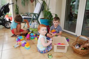 Arrivée chez Christian et Irène. Prise de contact immédiate.