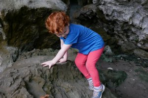 Marche accidentée jusqu'au grottes de Pethoen