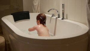 Bourail - la baignoire de l'hotel !